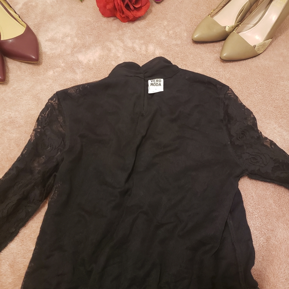 Vero Moda Lace Dress - Picture 12 of 14